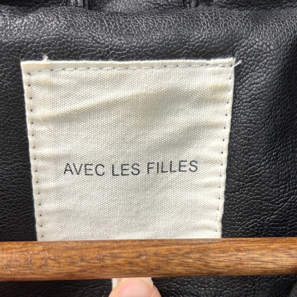 Avec Les Filles Oversized Faux Leather Cropped Moto Jacket Size Medium NWOT - Picture 3 of 9